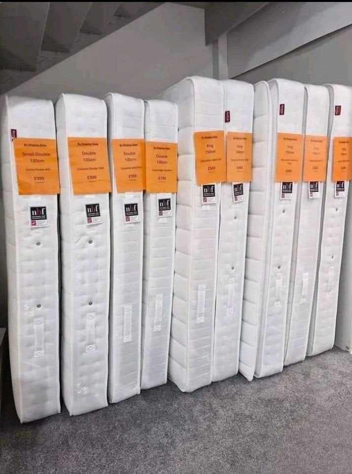 gloednieuwe matras, Ophalen of Verzenden