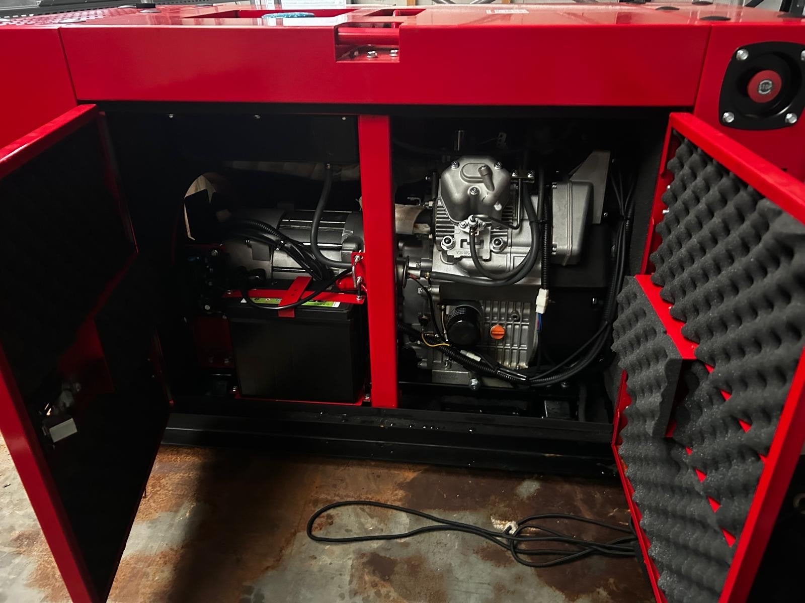 Stille Diesel Generator 18 KVA - Krachtige Noodstroom, Ophalen, Zo goed als nieuw, Dieselolie