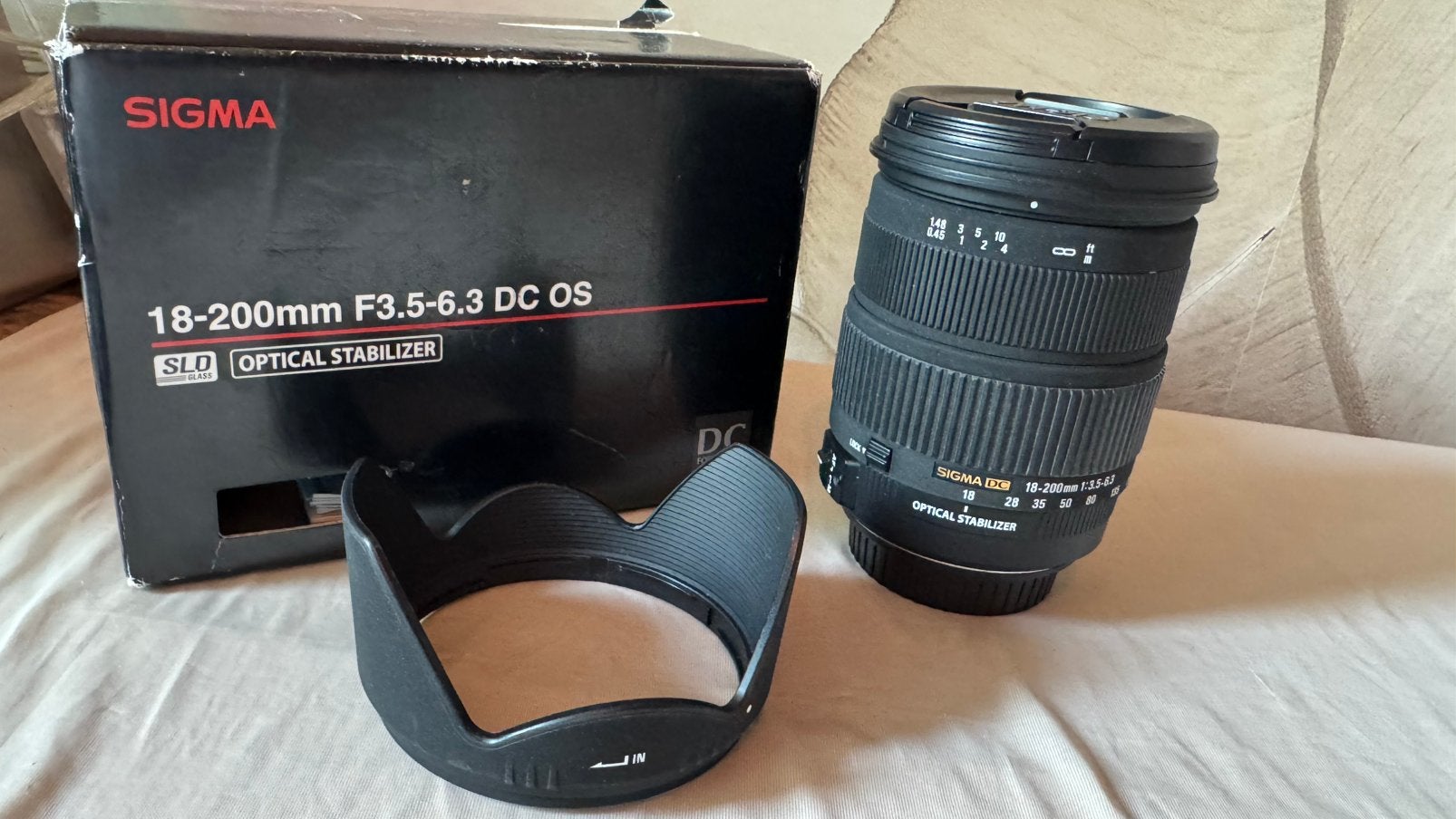 Sigma 18-200mm f/3.5-6.3 DC OS – allround zoomlens, Ophalen, Gebruikt, Sigma, UV-filter