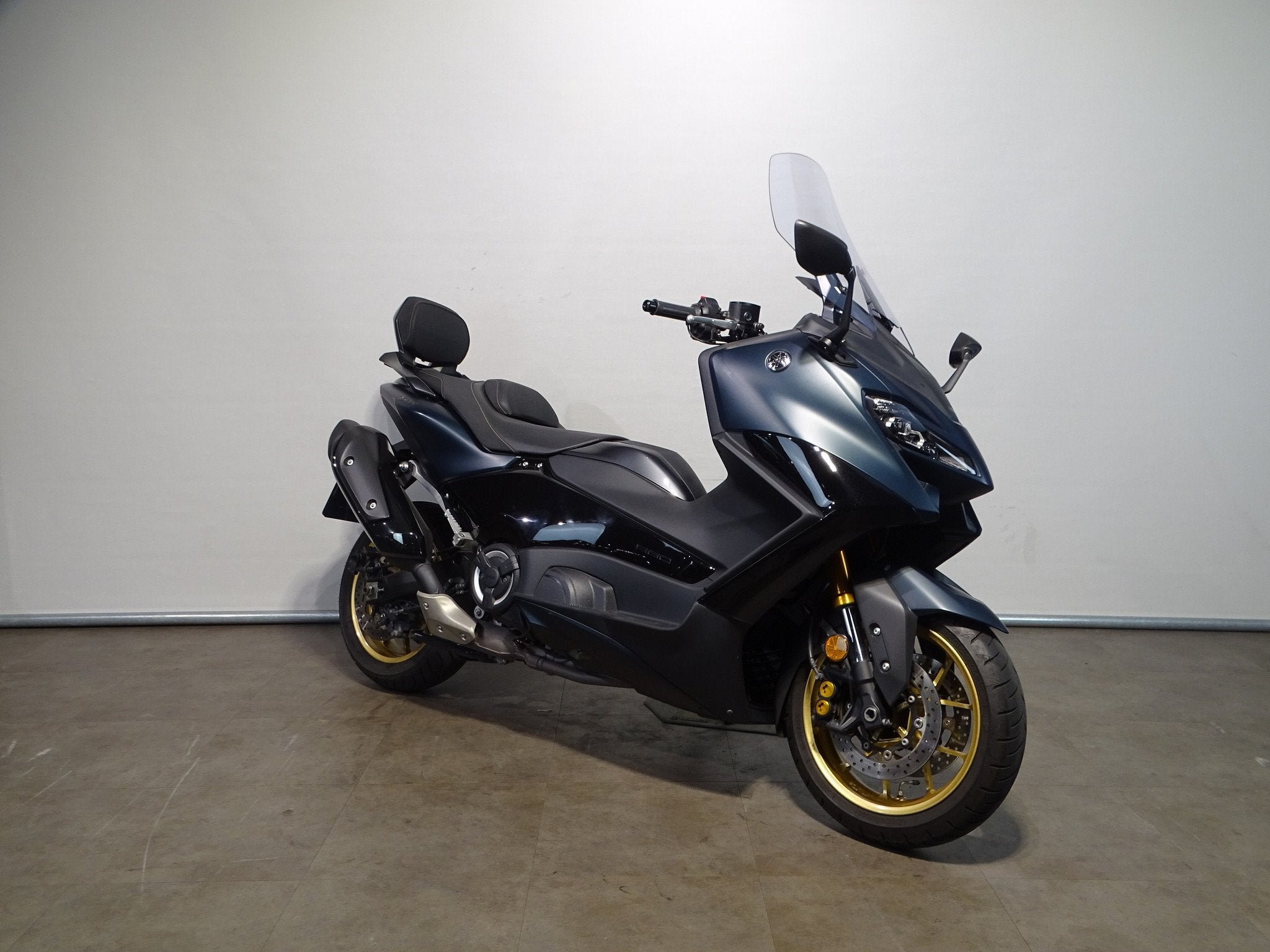 Yamaha T-MAX TECH MAX, Motoren, Scooter, 12 t/m 35 kW, Gebruikt, Bedrijf