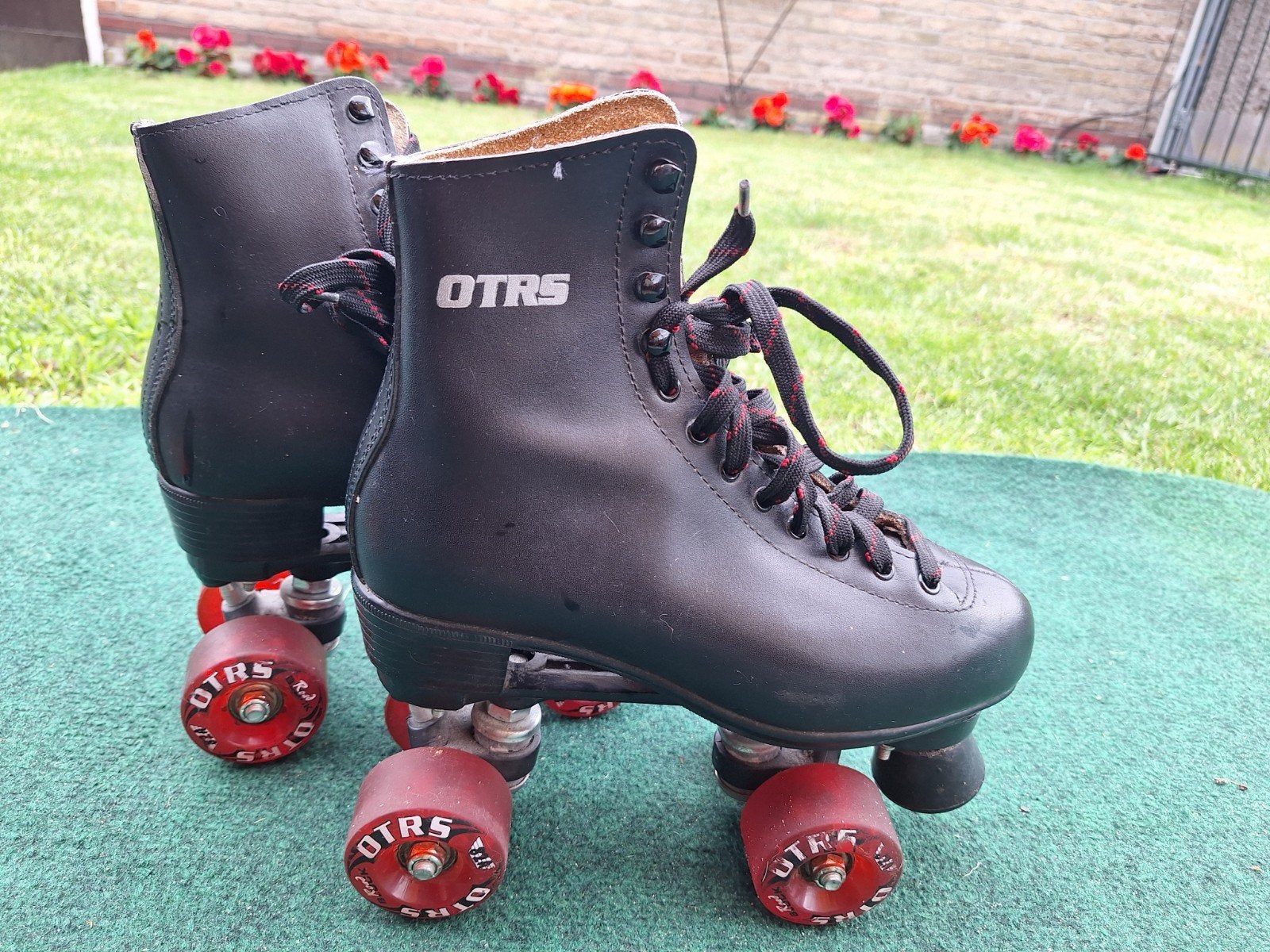 OTRS Professional Roller Skates - Maat 38, Ophalen of Verzenden