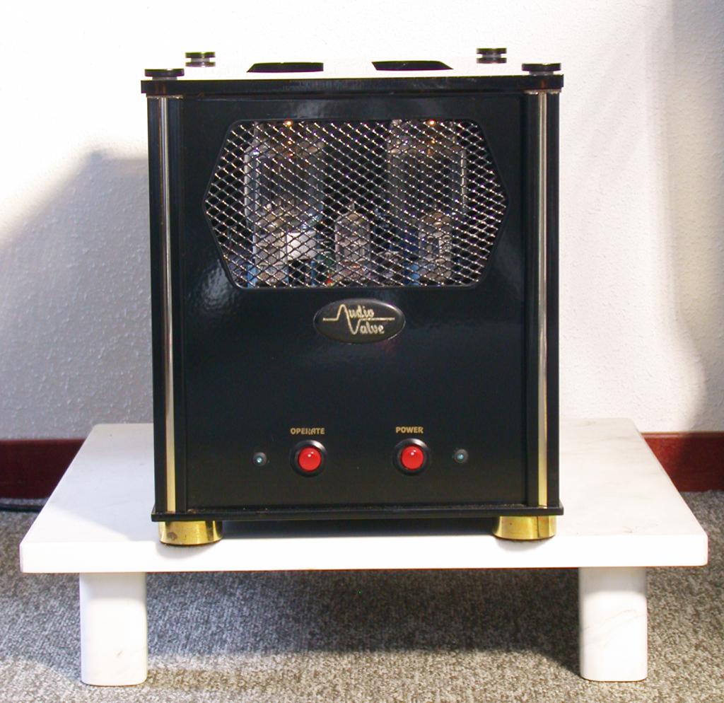 Audio Valve Challenger 115 eindversterkers, Ophalen, Versterker