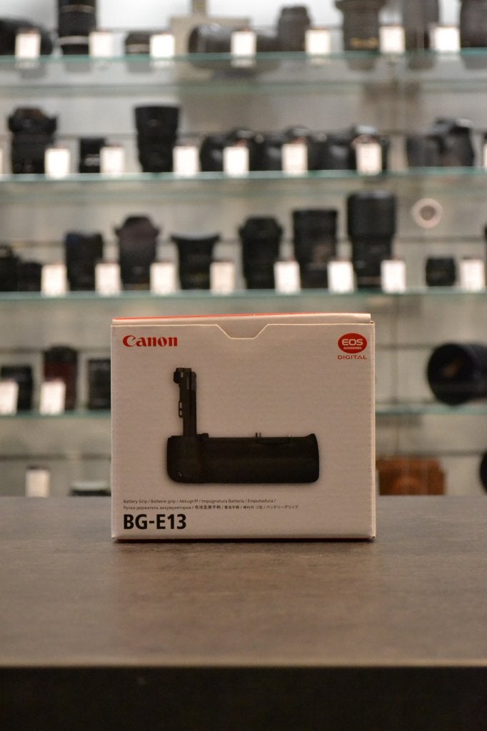 Canon BG-E13 voor 6D incl. accu's en lader (Hilversum), Foto-Groep, Luttekepoortstraat 26 3841 AX Harderwijk, Ophalen of Verzenden