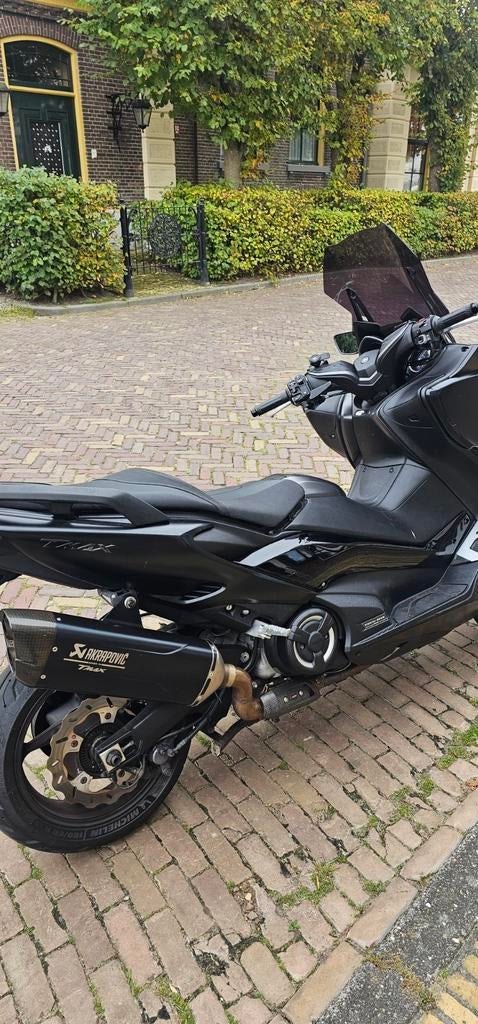 Akrapovic titanium uitlaatsysteem TMAX 560, Ophalen of Verzenden, Gebruikt