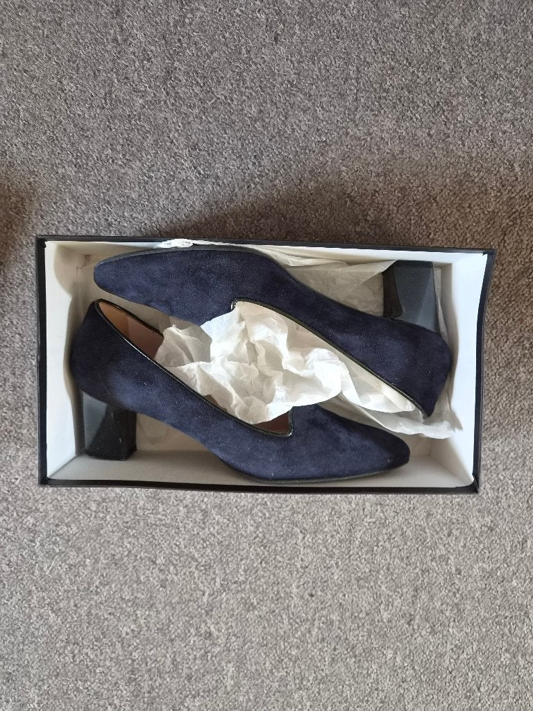 Lage hakken Mauro Teci maat 38,5, Kleding | Dames, Schoenen, Mauro Teci, Blauw, Ophalen of Verzenden, Schoenen met hoge hakken