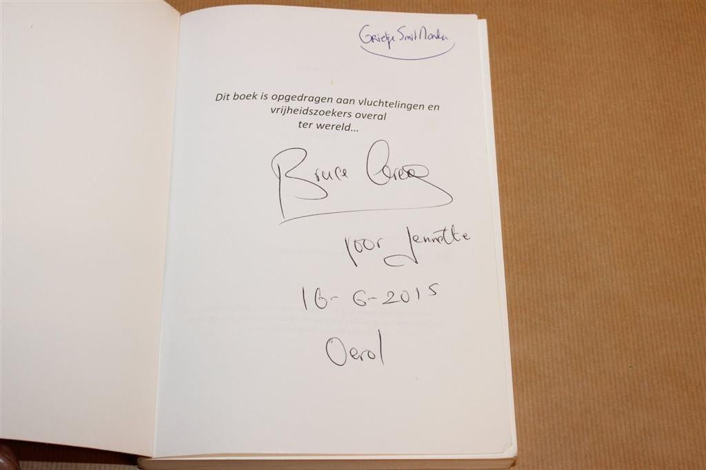 De Lange Weg — Bruce Cerew — Gesigneerd [Oolorgskind], Ophalen of Verzenden, Gelezen