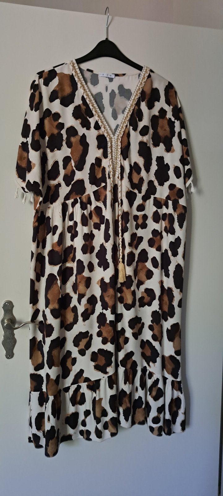 Boho jurk panterprint mt 48 / 50, Ophalen of Verzenden, Zo goed als nieuw, Beige, Jurk