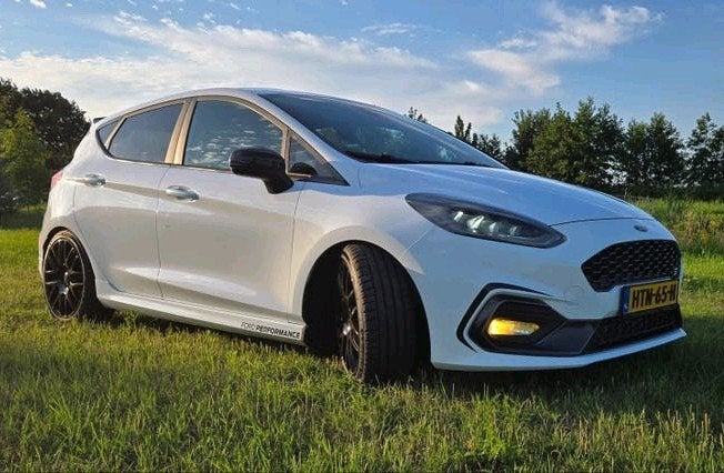 Ford Fiesta ST 200pk | Miltek | Maxton | Schroefset | Garant, Voorwielaandrijving, Leder en Stof, Wit, Handgeschakeld