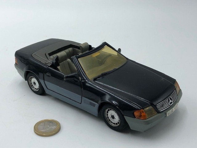 Mercedes 500 SL Blauw, Majorette, Hobby en Vrije tijd, Modelauto's | 1:24, Ophalen of Verzenden, Gebruikt, Auto, Overige merken