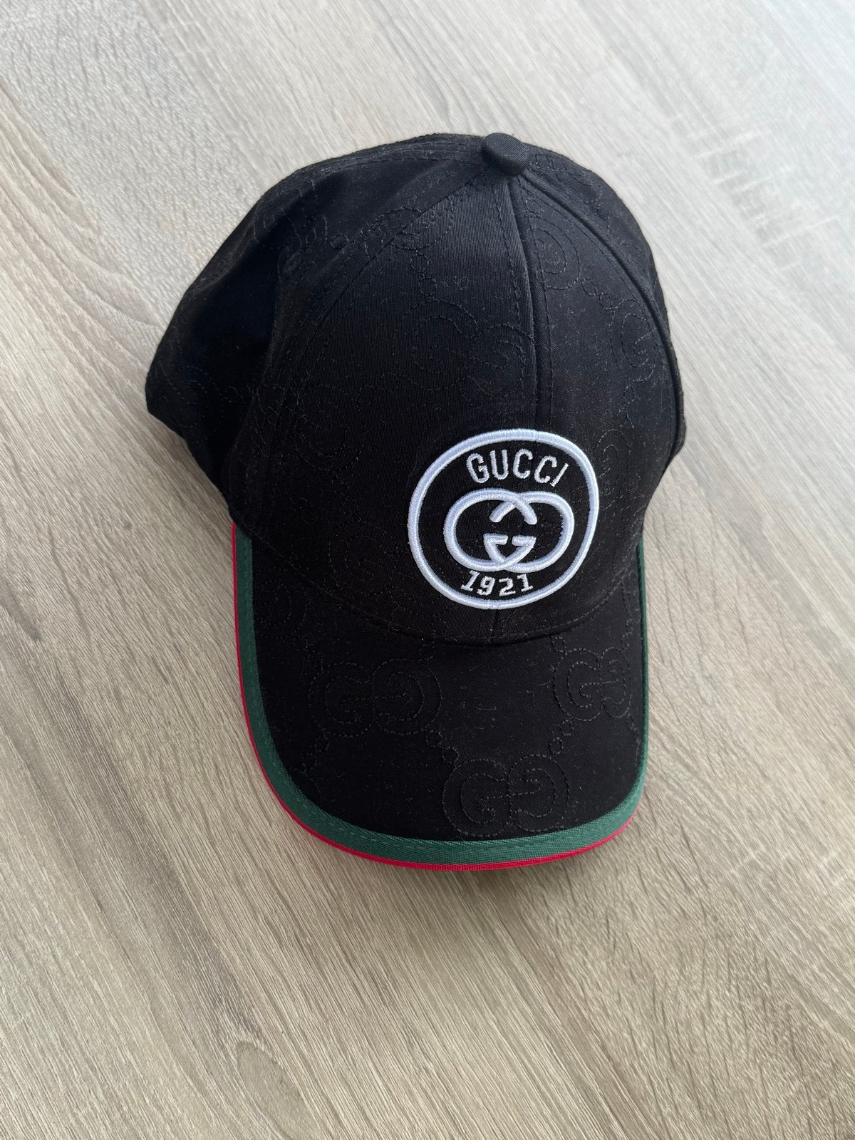 Gucci Pet Zwart met Logo - Zo goed als nieuw, Verzenden, Zo goed als nieuw, One size fits all, Pet