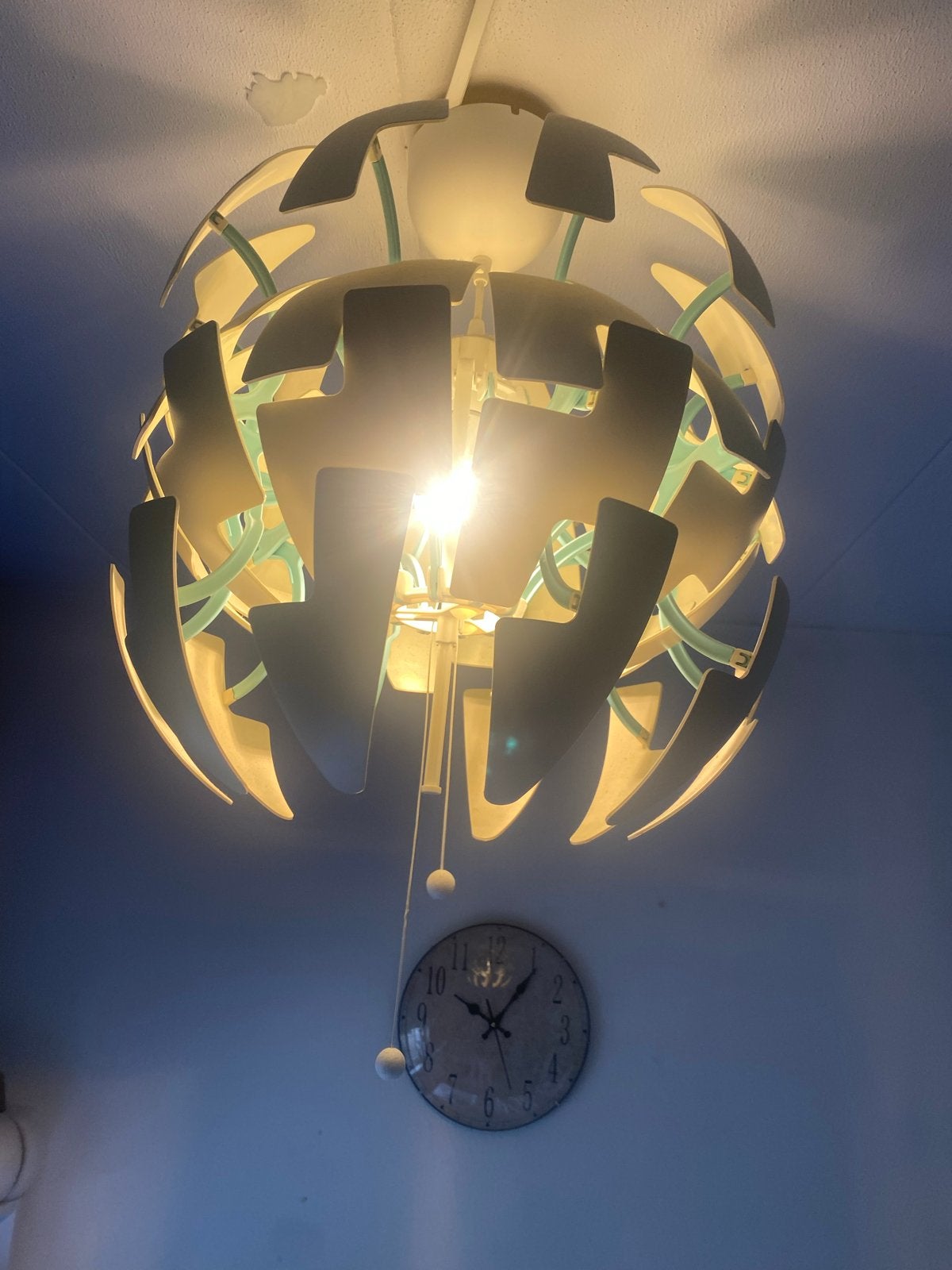 IKEA Maskros hanglamp - Witte bloem design, Ophalen of Verzenden, Gebruikt, Kunststof, E27 (groot)