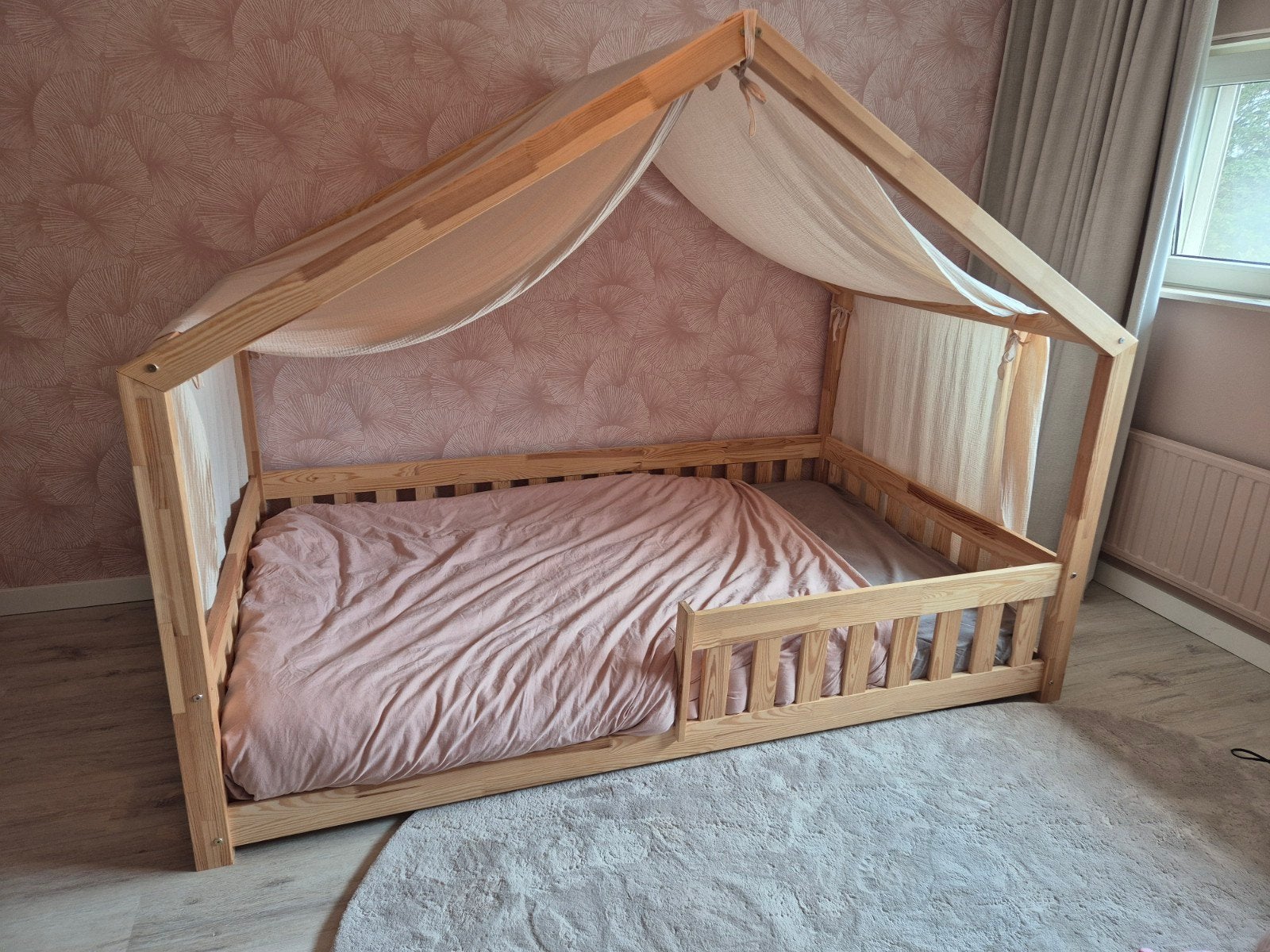 Petit Puk montessori vloerbed 120x200, 70 tot 85 cm, Zo goed als nieuw, 180 cm of meer, Ophalen