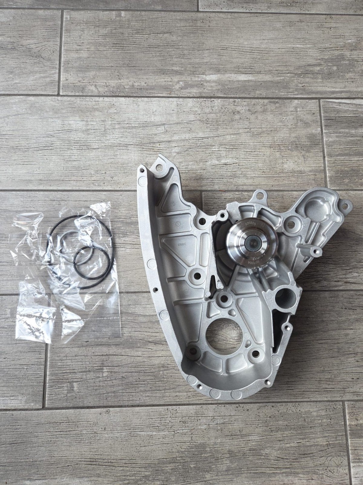 Nieuwe waterpomp met behuizing fiat ducato, Ophalen, Nieuw