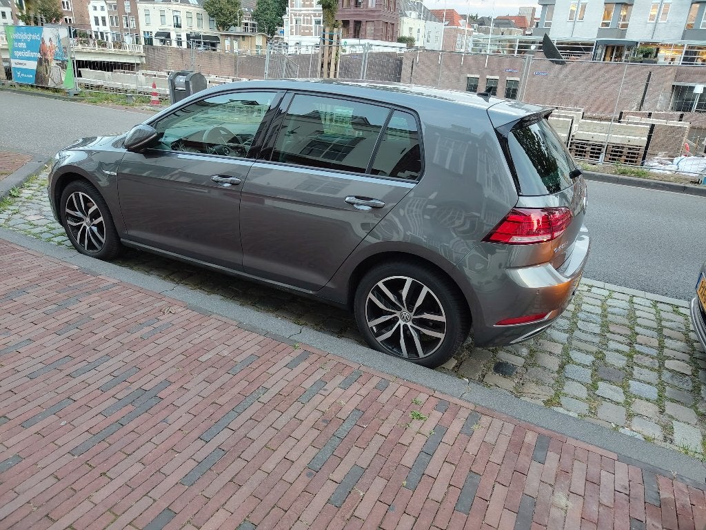 Volkswagen E-Golf 2020 - Leder, Auto's, 136 pk, Elektrisch, 1515 kg, Te koop