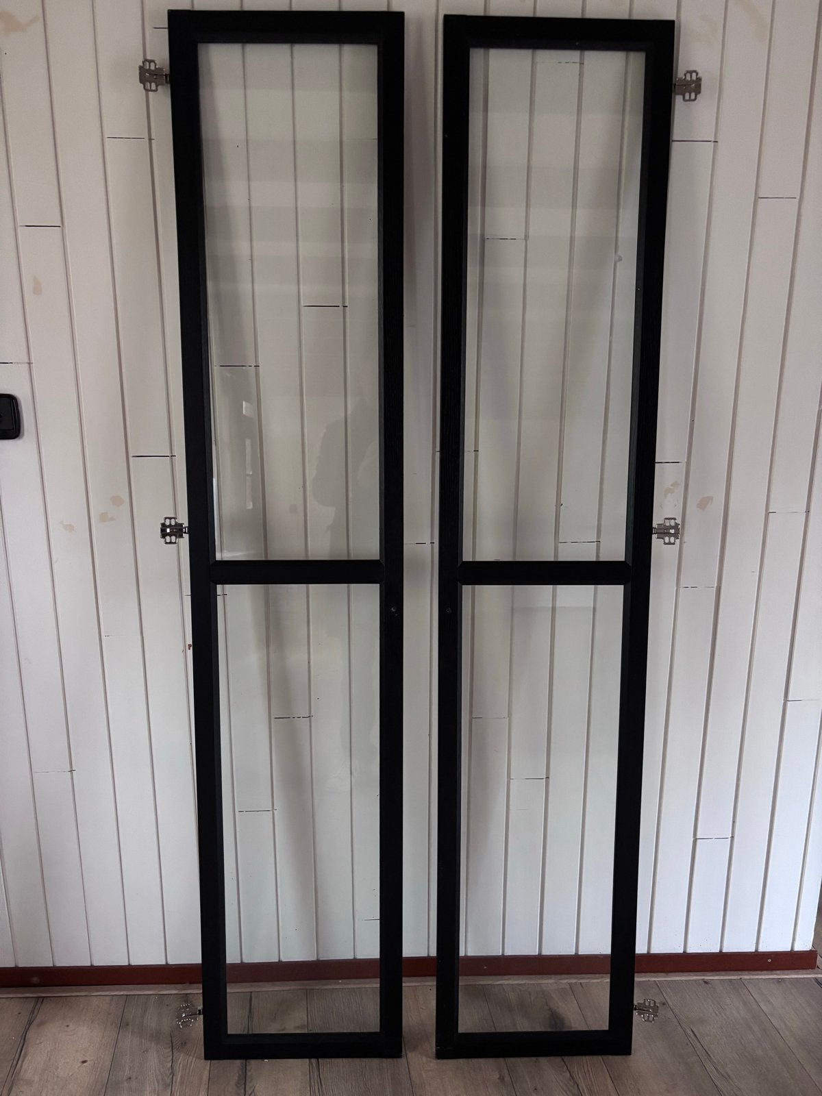 2 IKEA OXBERG glazen deuren voor BILLY boekenkast - zwart, Ophalen, Minder dan 50 cm, Gebruikt, Glas