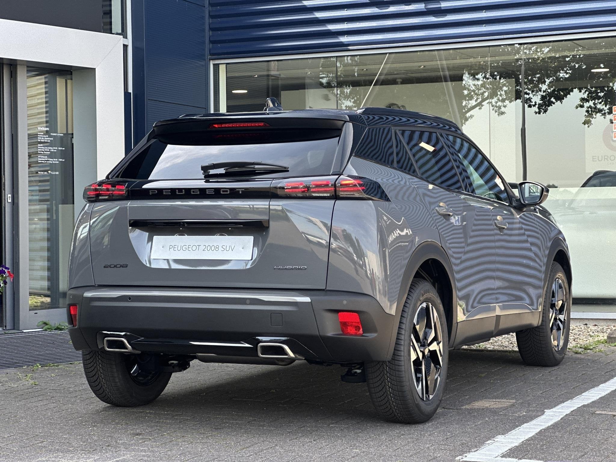 Peugeot 2008 1.2 Hybrid 145 GT | Panoramadak | All Seasonban, 1272 kg, Euro 6, 1199 cc, Leder en Stof
