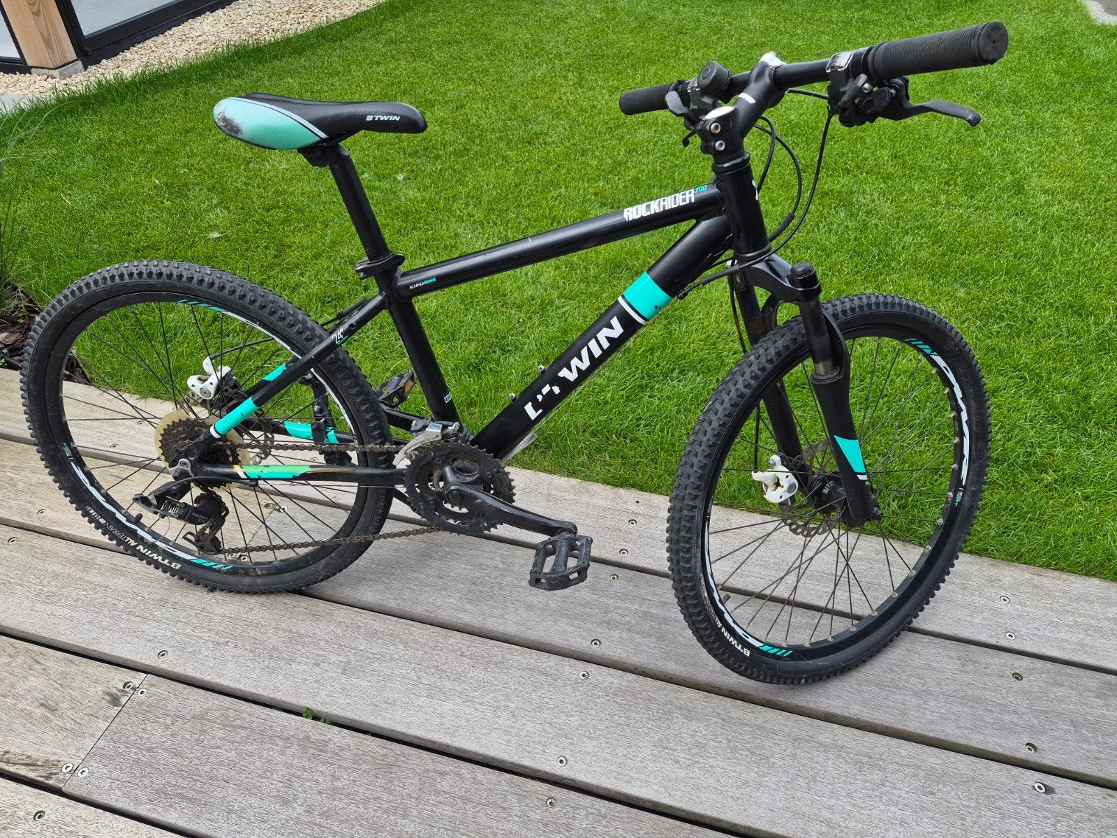 Mountainbike 24 inch - B'Twin Rockrider 700 - Zwart, Gebruikt, Schijfrem, Ophalen, Overige merken