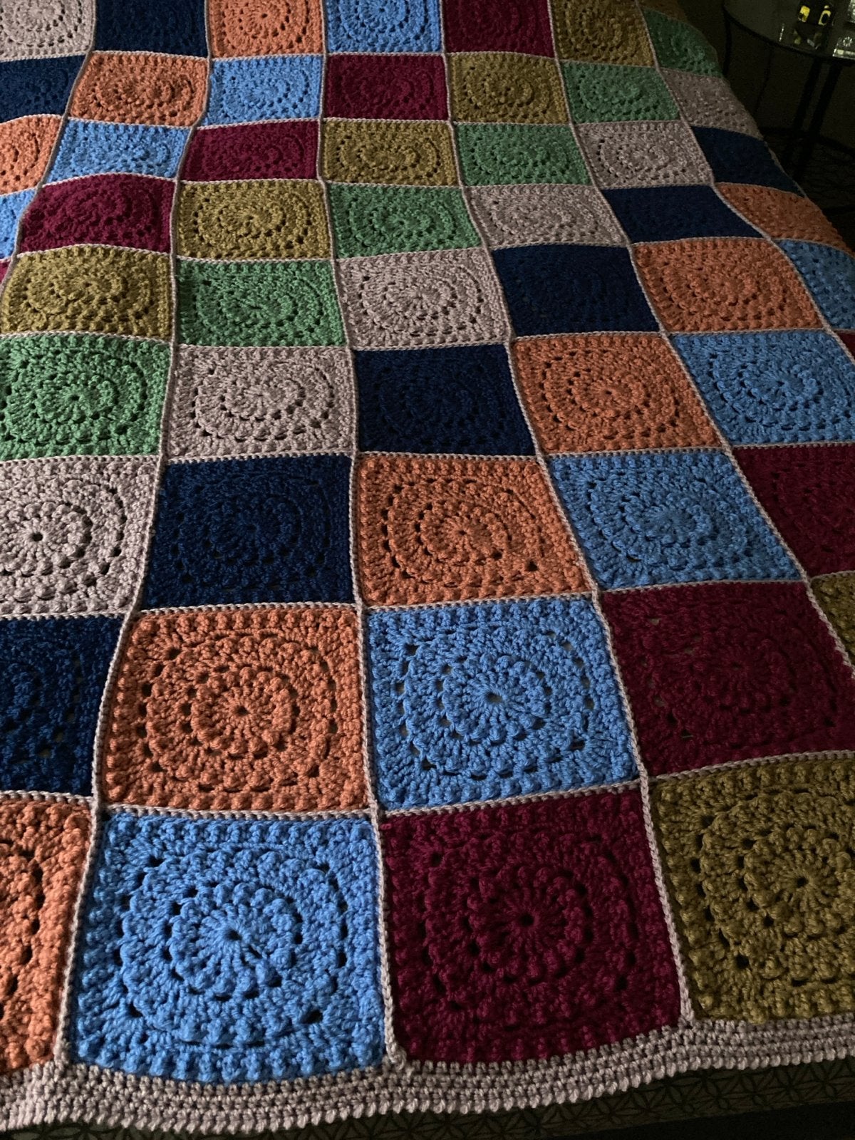Handgemaakte gehaakte deken - Granny Square stijl, Huis en Inrichting, Ophalen of Verzenden, Nieuw