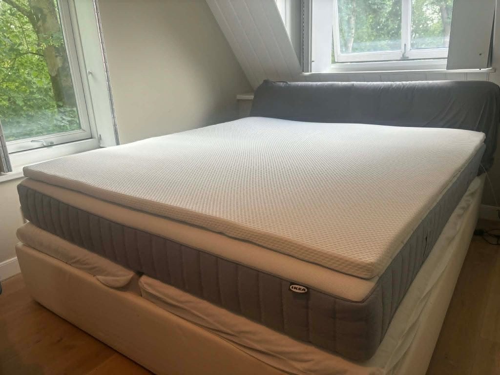 IKEA VALEVÅG veringmatras & NÄSTABERG topper – 180x200 cm, Ophalen, Gebruikt, Tweepersoons, Matras