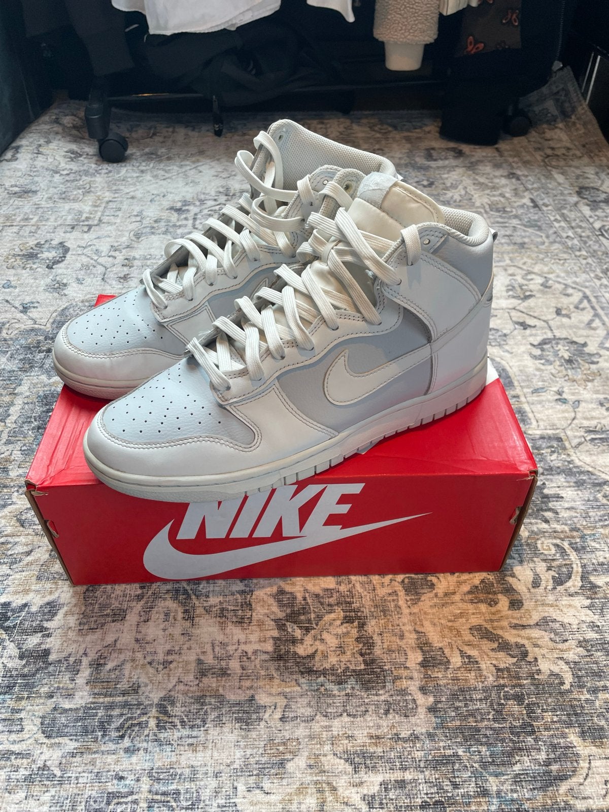 Nike Dunk High 'Summit White Pure Platinum' - Maat 45, Ophalen of Verzenden, Zo goed als nieuw, Wit, Sneakers of Gympen