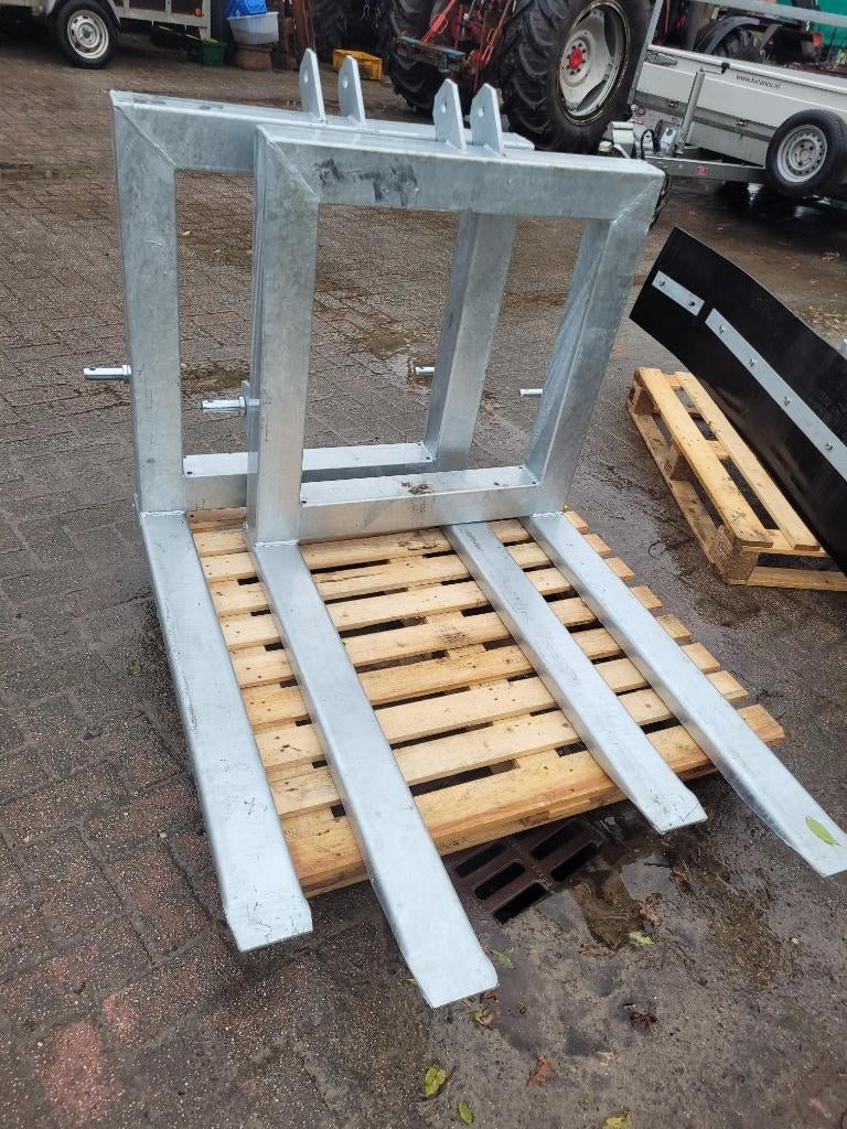 Palletdrager 1000 kg gegalvaniseerd, Ophalen, 100 tot 250 cm, Appelboom, Lente