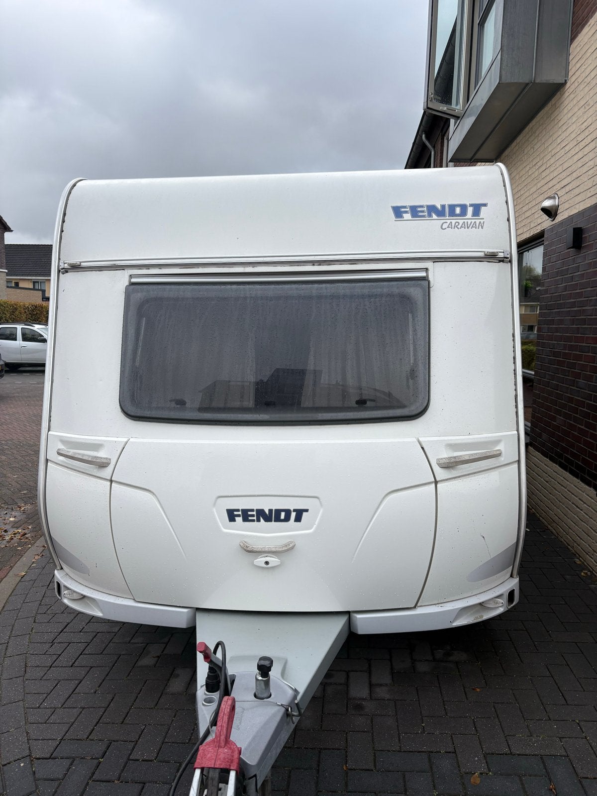 Fendt Saphir 470 TF Caravan - Comfortabel en Compleet, Rondzit, Omvormbare zithoek, Particulier, Voortentlamp
