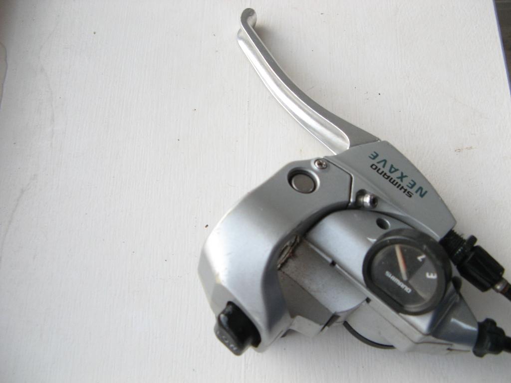 Shimano Nexave handel met schakelen en remmen incl. kabels, Remmen, Ophalen of Verzenden, Zo goed als nieuw, Aluminium