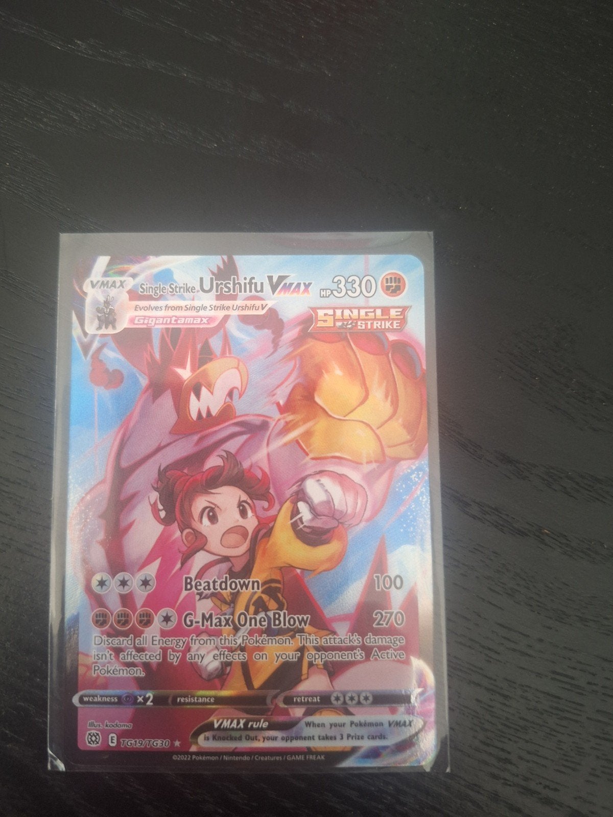 Single Strike Urshifu VMAX Pokémon Kaart TG12/TG30, Ophalen of Verzenden, Zo goed als nieuw, Losse kaart
