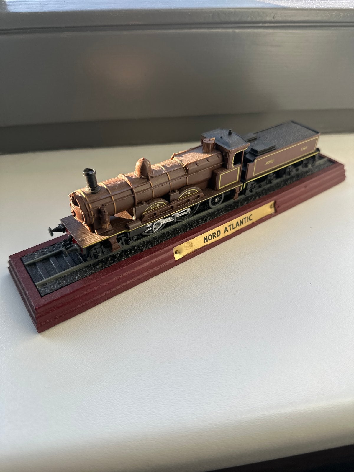 Model Locomotief NORD ATLANTIC 2.641 - Bruin, Hobby en Vrije tijd, Modeltreinen | H0, Overige merken, Locomotief, Gelijkstroom of Wisselstroom