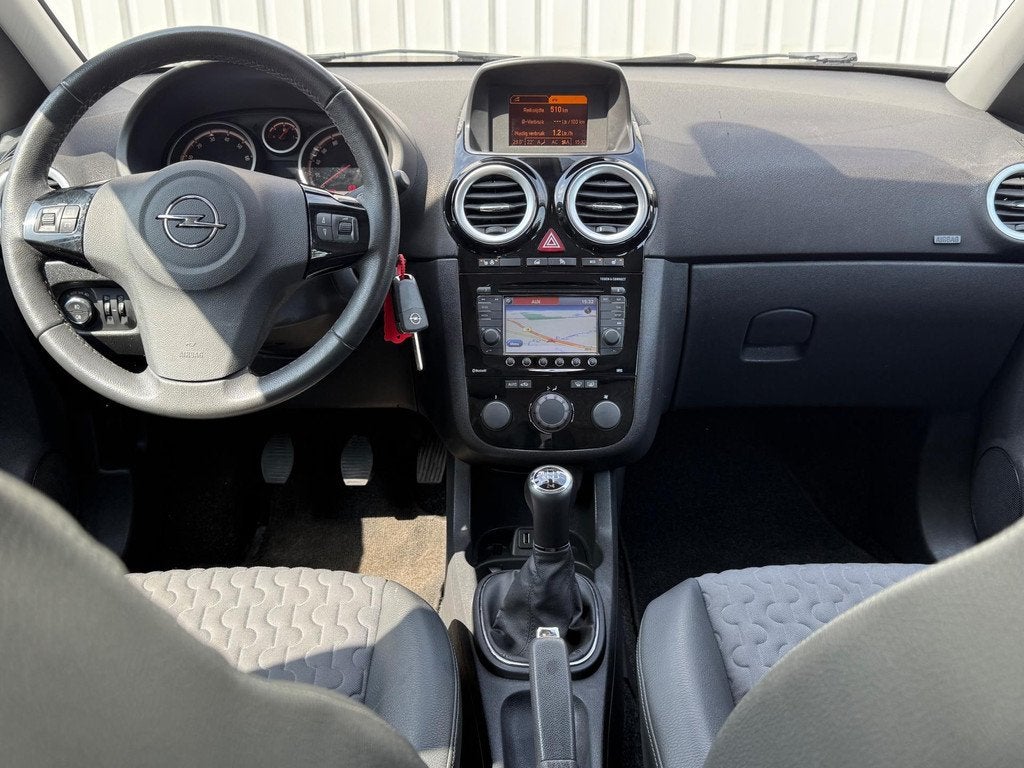 Opel Corsa 1.4-16V Cosmo StoelVerwarming,StuurVerwarming,Cli, Auto's, Opel, Voorwielaandrijving, Euro 5, Gebruikt, 4 cilinders
