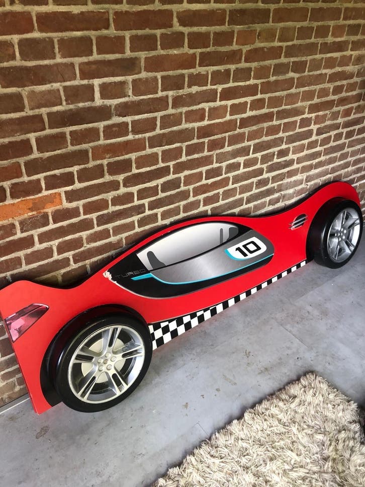 Kinderbed raceauto rood - inclusief lattenbodem en matras