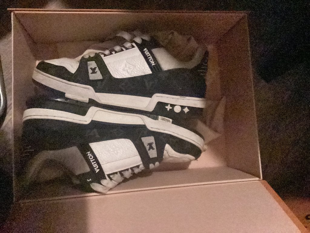 Lv Sneaker, Ophalen, Gedragen, Zwart