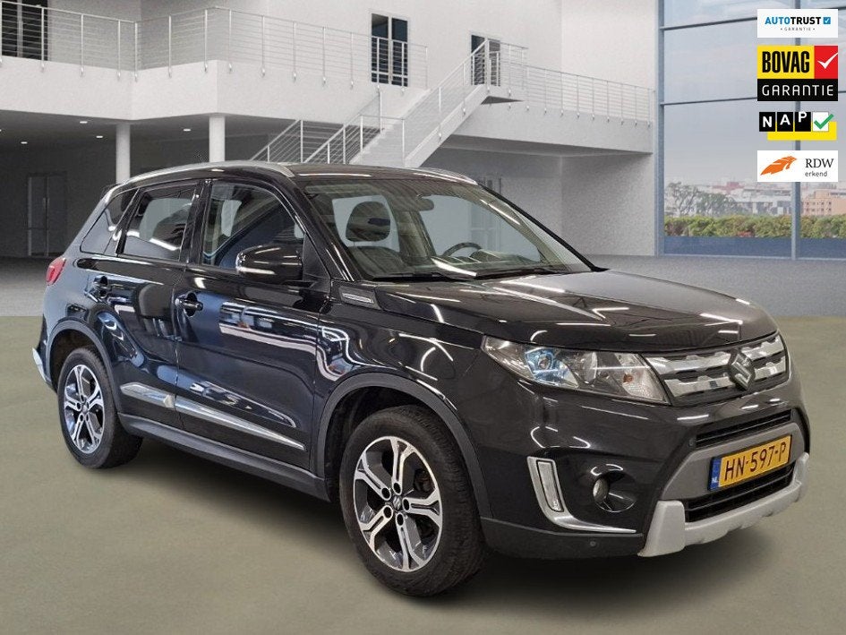 Suzuki Vitara 1.6 High Executive 2e Eigenaar NL-auto +NAP, Auto's, Dealer onderhouden, 4 cilinders, 400 kg, Zwart
