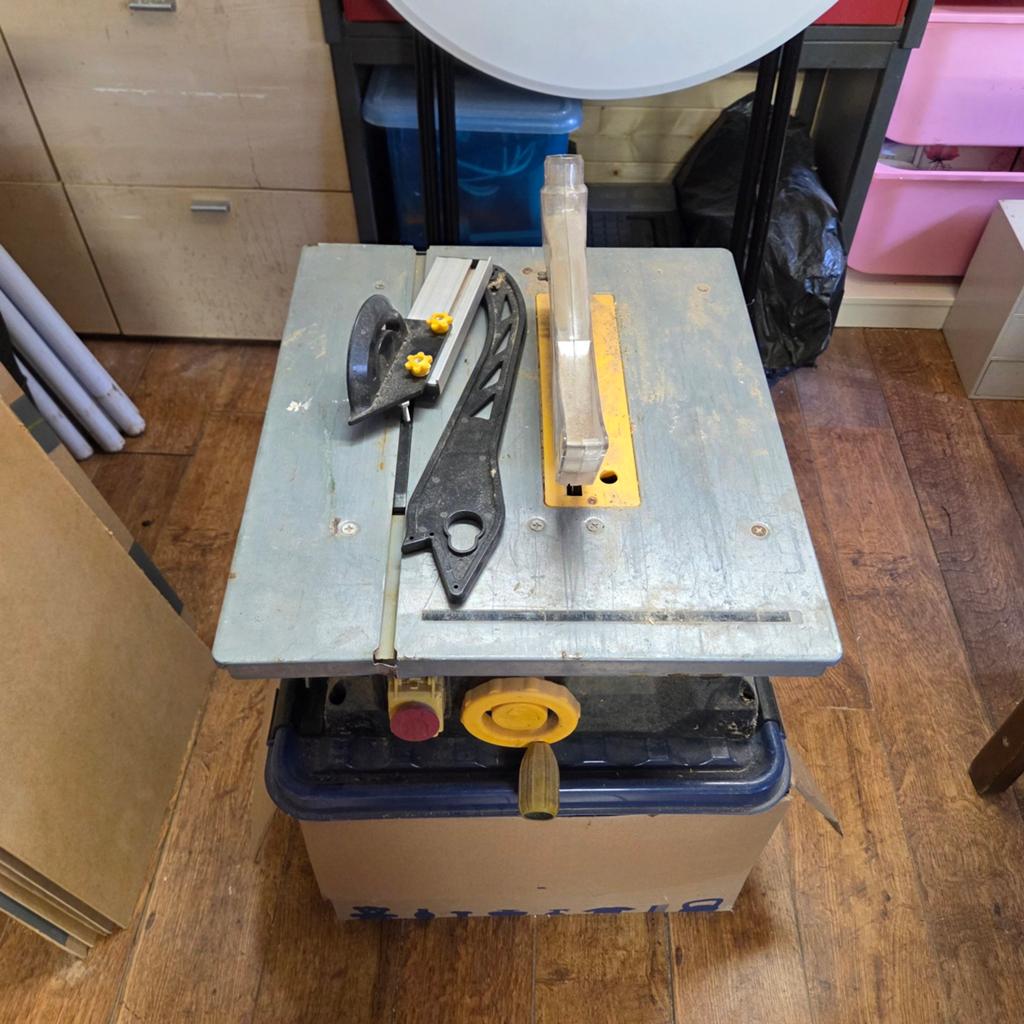 Powerplus zaagtafel, Ophalen
