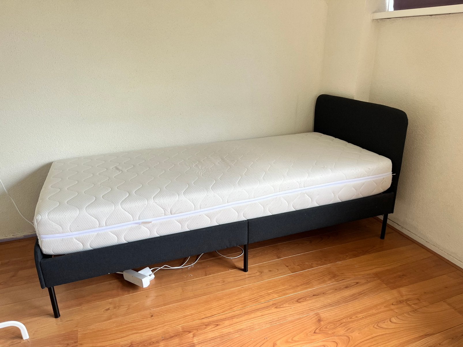 90x200 Bedombouw + matras (bedframe + mattress), Ophalen, 90 cm, Eenpersoons, Zwart