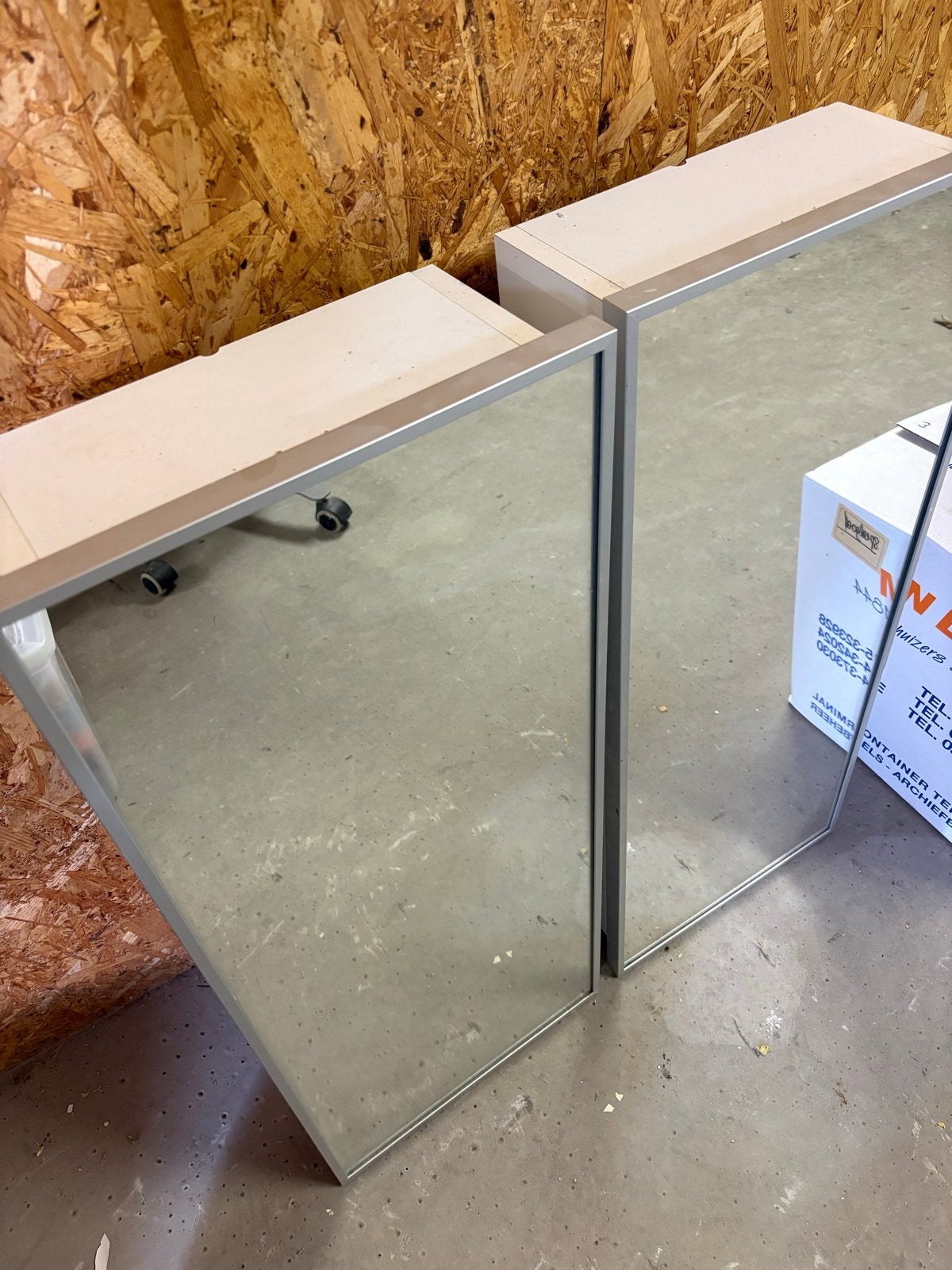 Twee spiegelkasten voor badkamer of toilet, Huis en Inrichting, Ophalen, Minder dan 50 cm, Minder dan 25 cm, Minder dan 100 cm