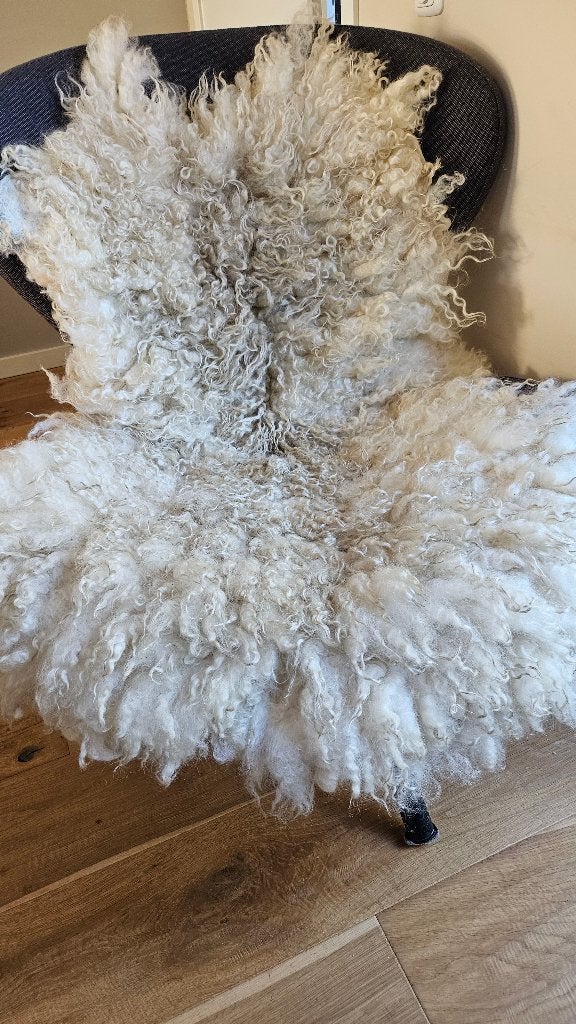 Diervriendelijke schapenvachten en alpacavachten op wolvilt, 50 tot 100 cm, Bruin, Nieuw, Landelijk