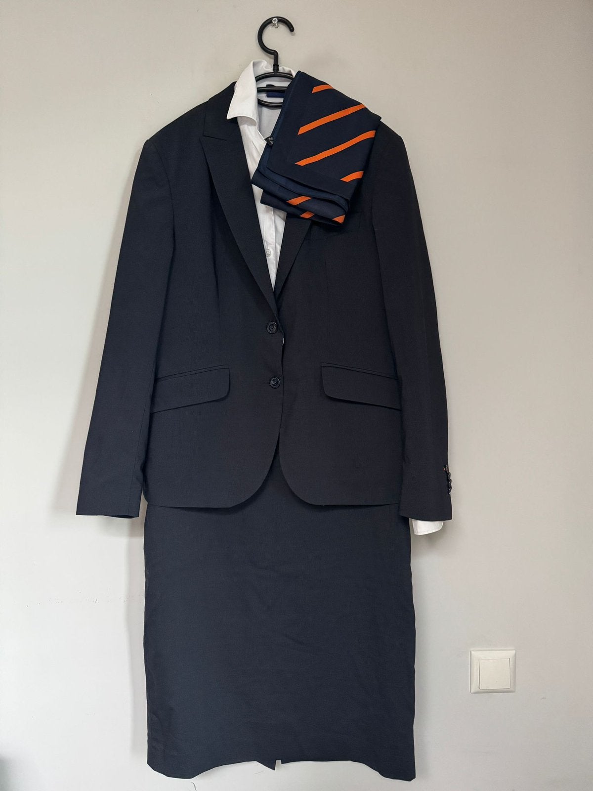complete originele ROC Airport uniformset in perfecte staat., Ophalen of Verzenden, Zo goed als nieuw, Maat 38/40 (M), Blauw