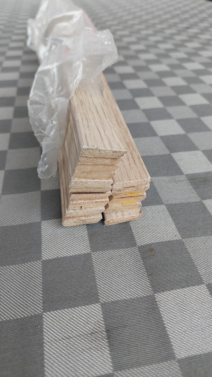 Nieuwe eiken plakplinten - 5x24x2400 mm, Ophalen, Eiken, Nieuw, 200 tot 250 cm