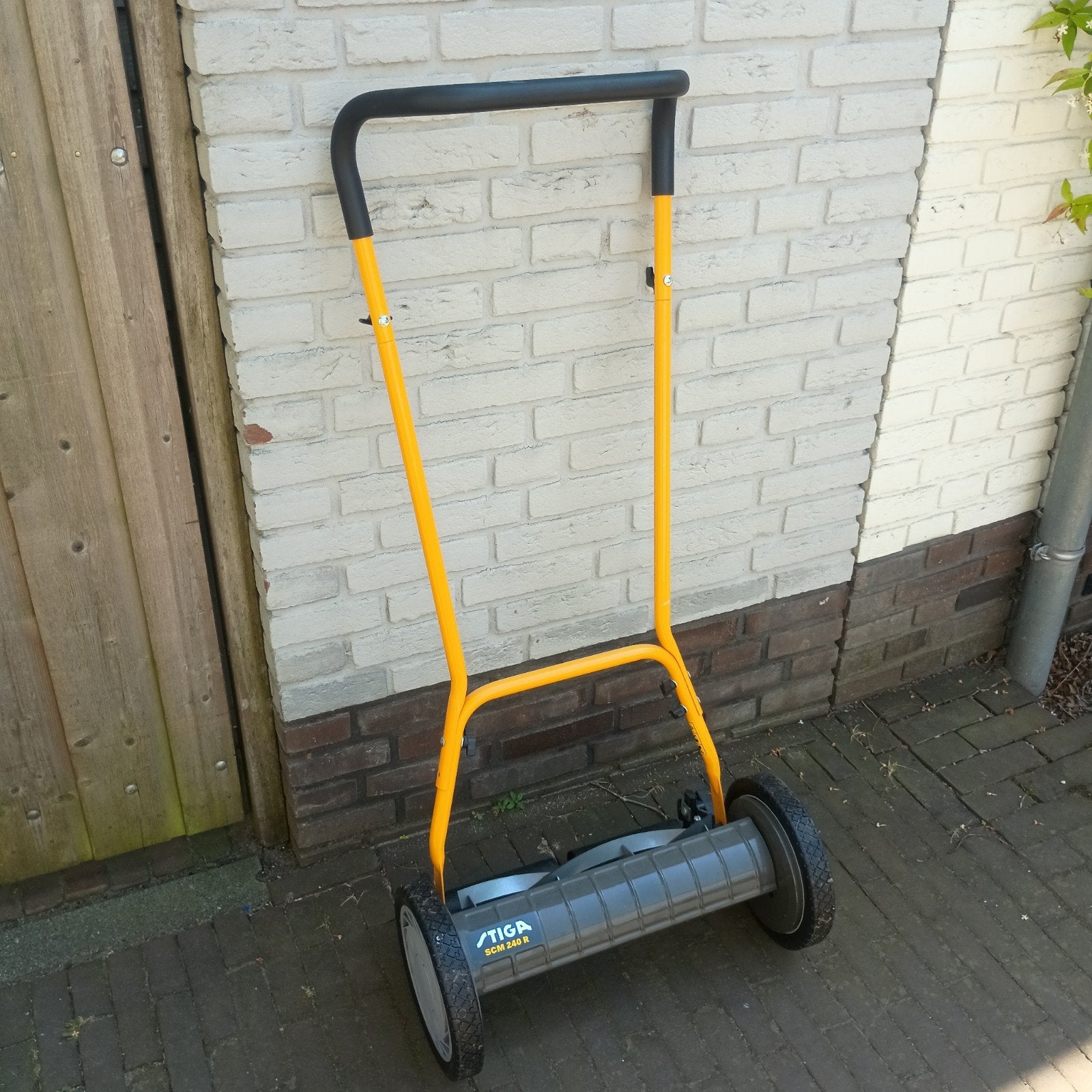 Stiga SCM 240 R handgrasmaaier, Ophalen, Handgrasmaaier, Stiga, Zo goed als nieuw