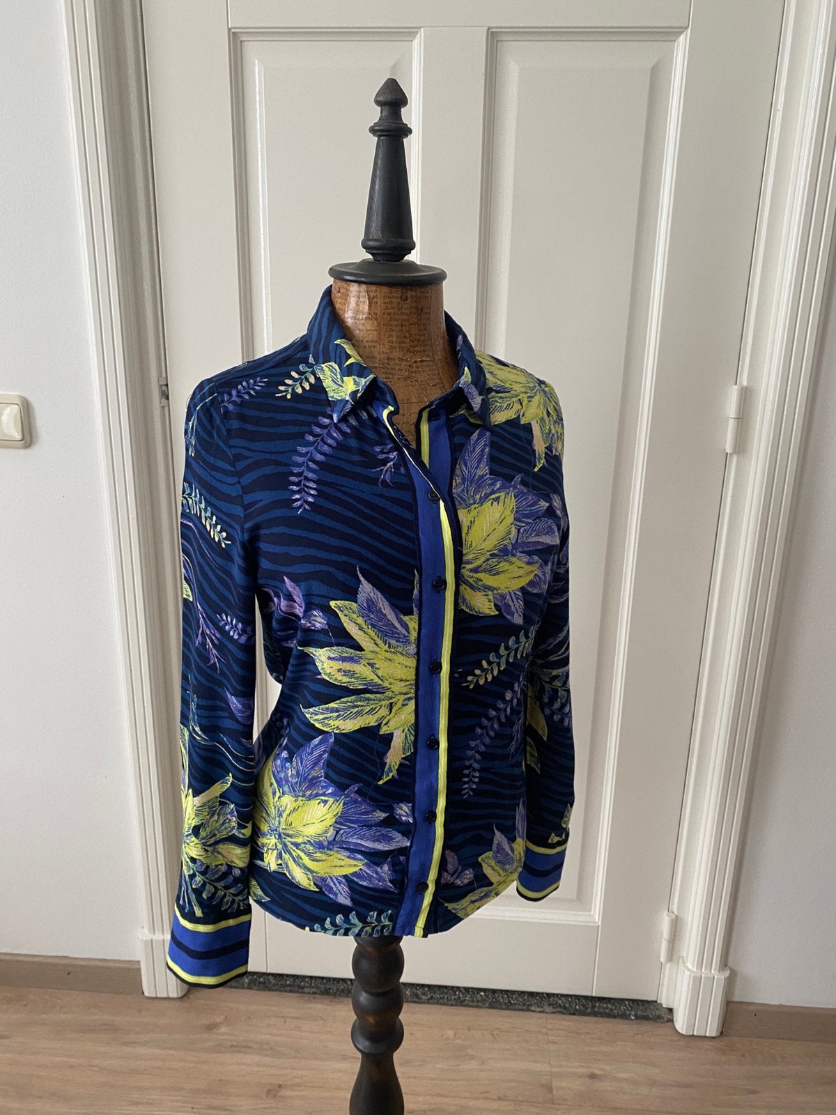Blouse Tramontana maat L, Ophalen of Verzenden, Zo goed als nieuw, Maat 38/40 (M)