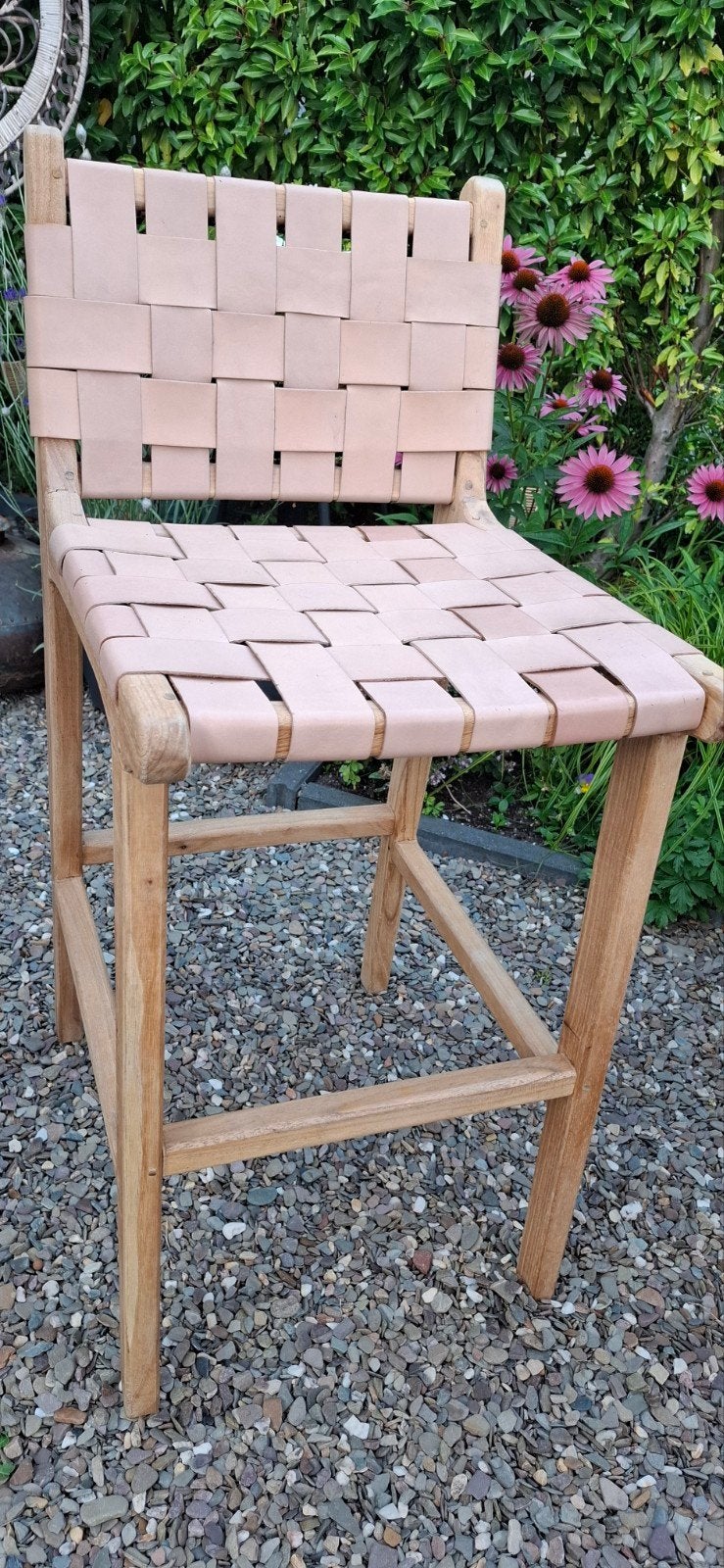 Houten barkruk met leren zitting, Huis en Inrichting, Barkrukken, Ophalen, 60 tot 90 cm, Zo goed als nieuw, 1 kruk