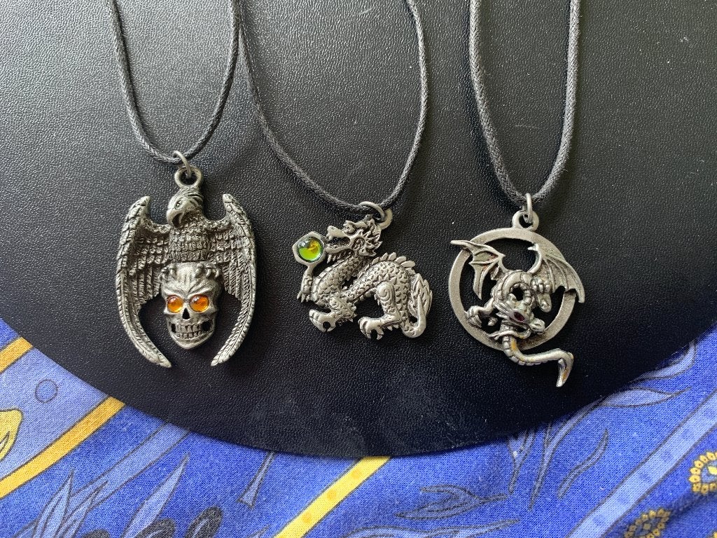 3 Fantasy Gothic Kettingen (Draak & Schedel Hangers), Overige materialen, Met hanger, Nieuw, Ophalen of Verzenden