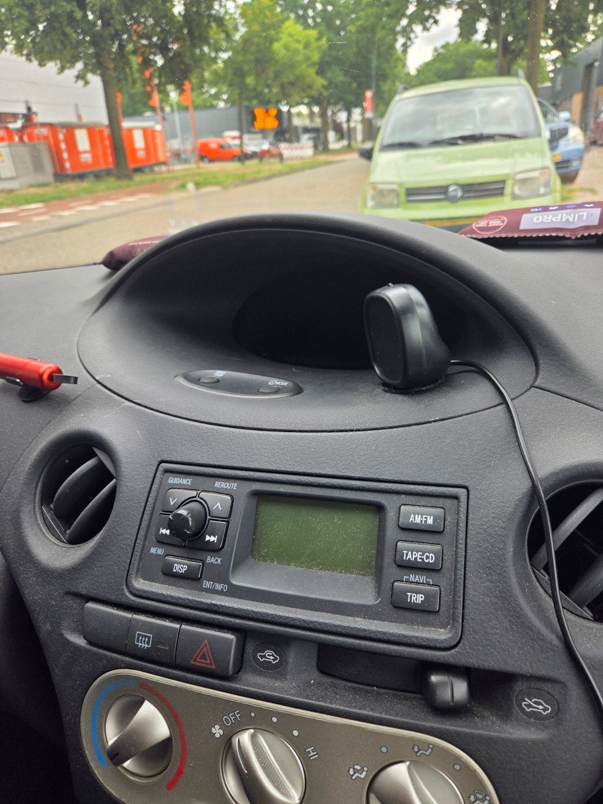 Toyota Yaris Mk1 SCP10 Denso tellerbak - defect scherm