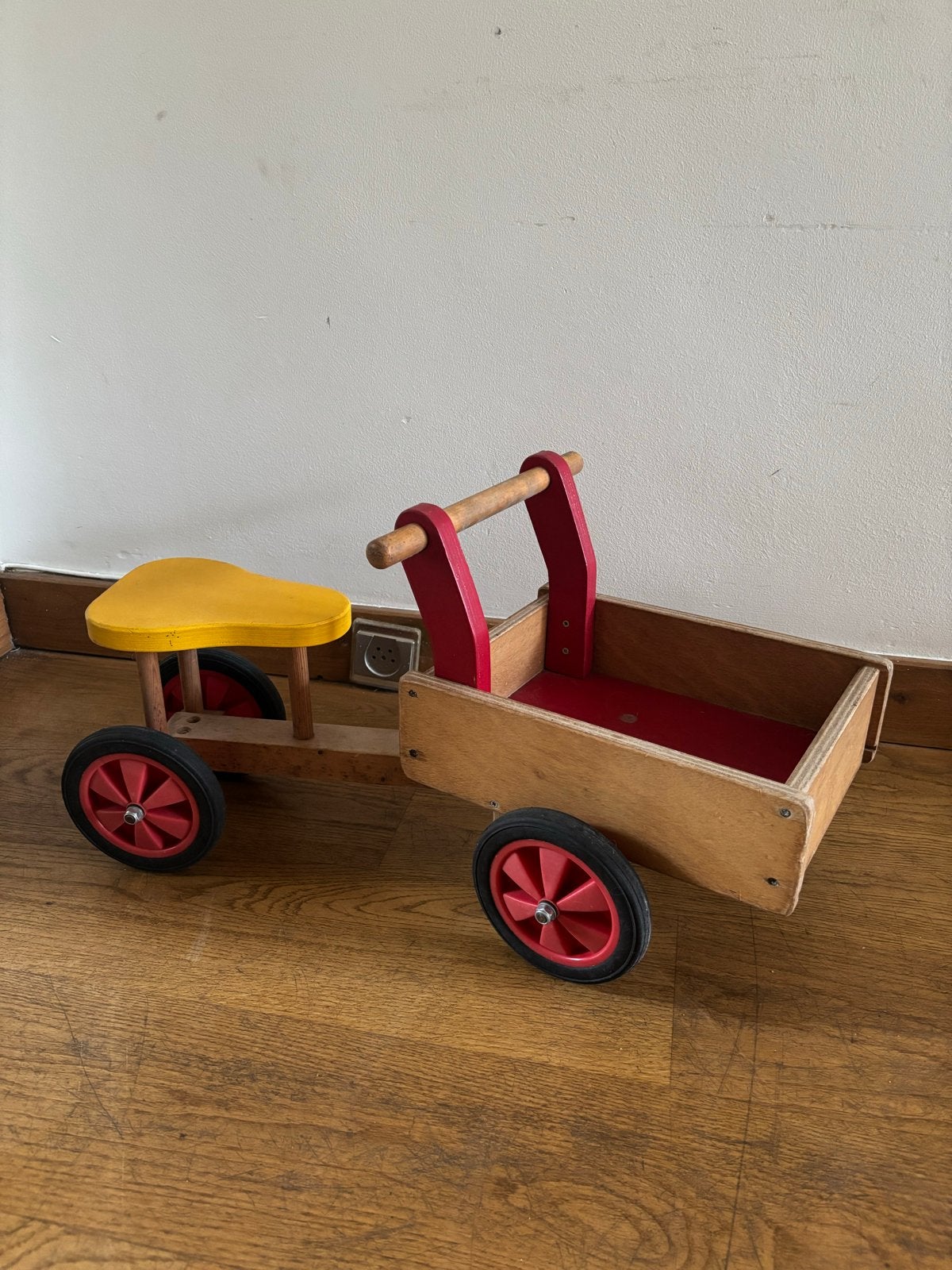Houten loopfiets / bakfiets, Ophalen, Gebruikt, Loopfiets