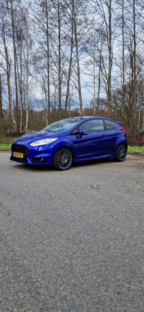 Ford Fiësta 1.6 Ecoboost 3DR 2014 Blauw, Auto's, Voorwielaandrijving, 1596 cc, 1063 kg, Zwart