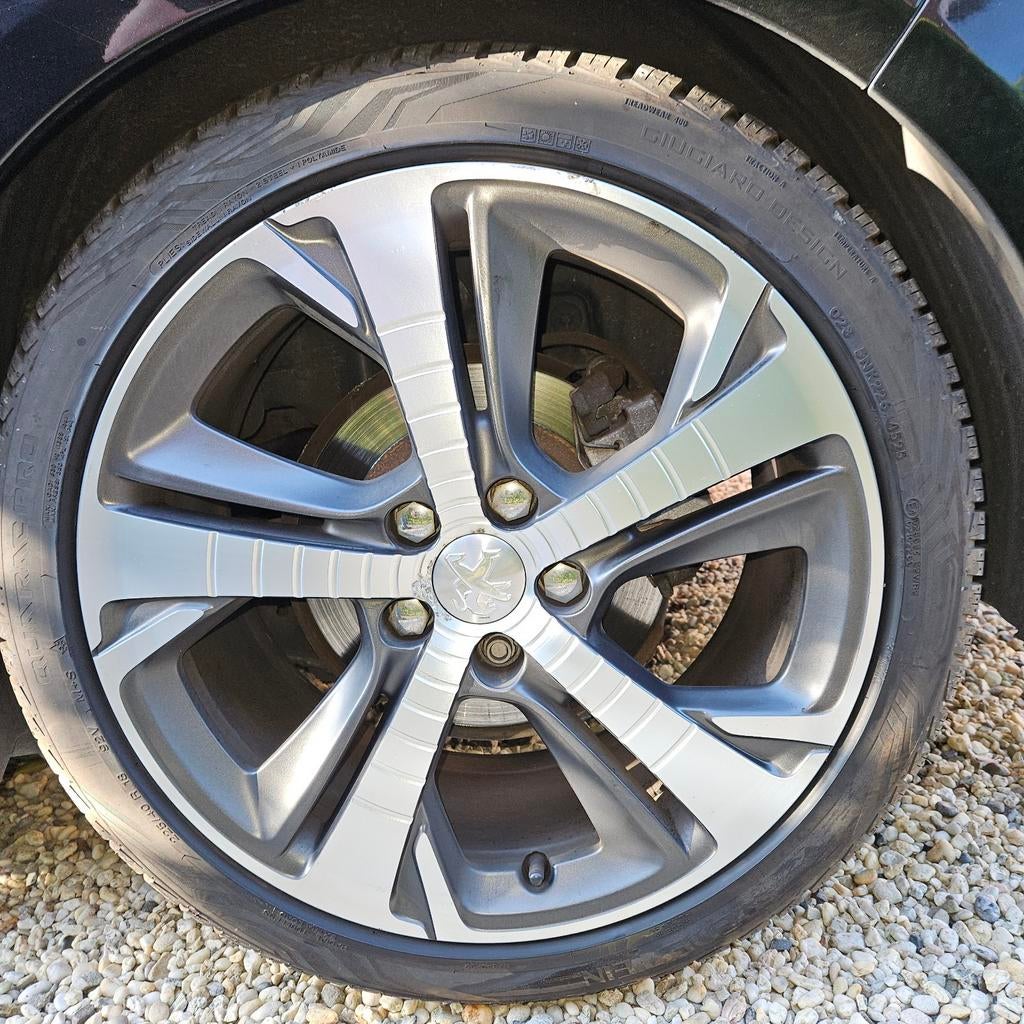 Peugeot 308 GT Velgen los of met Vredestein Quatrac Pro band, Auto-onderdelen, Banden en Velgen, Ophalen, 18 inch, Gebruikt, Banden en Velgen