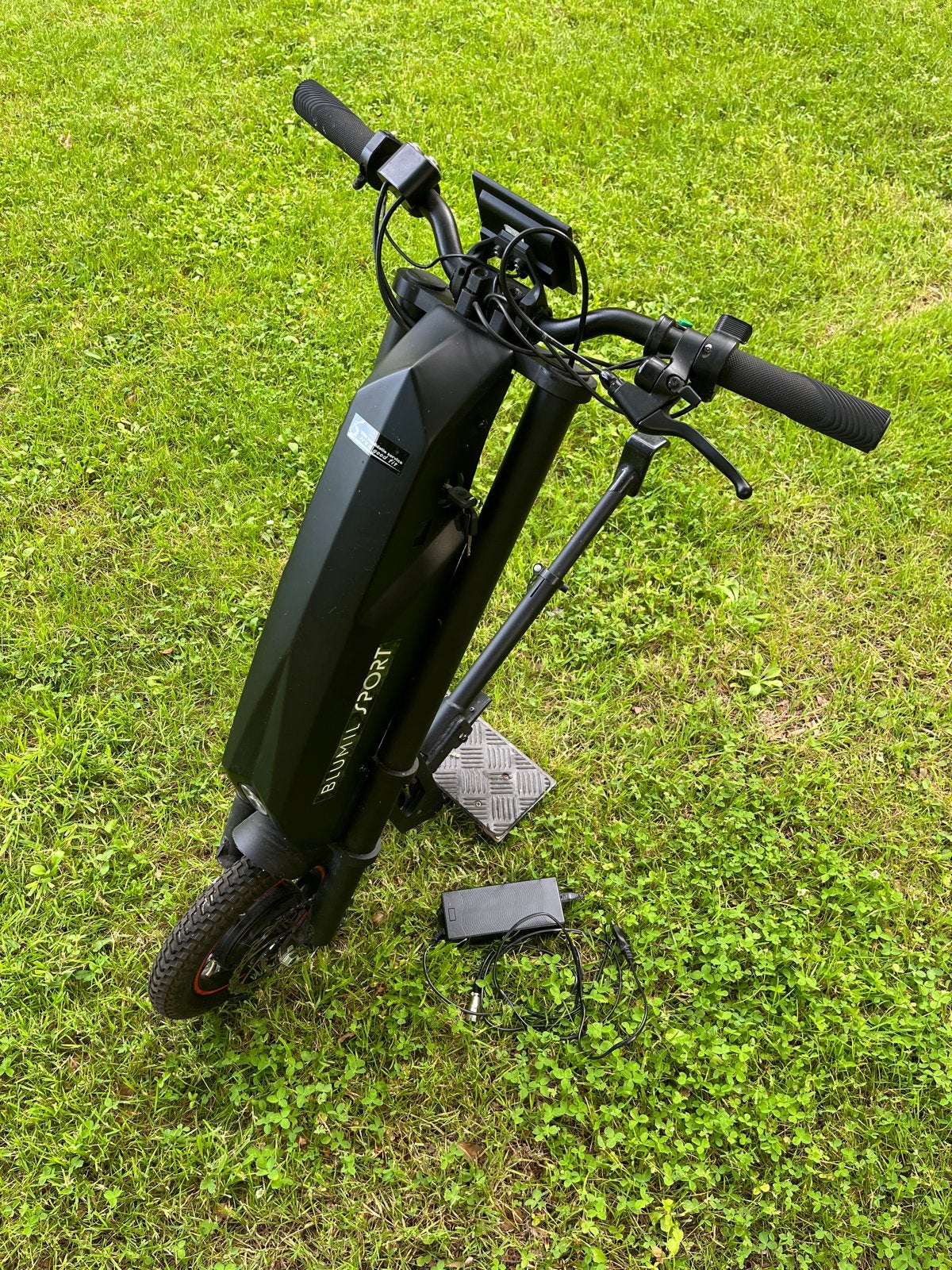 Blumil 1089/1090 - Elektrische hulpaandrijving voor rolstoel, Diversen, Ophalen, Zo goed als nieuw, Elektrische rolstoel