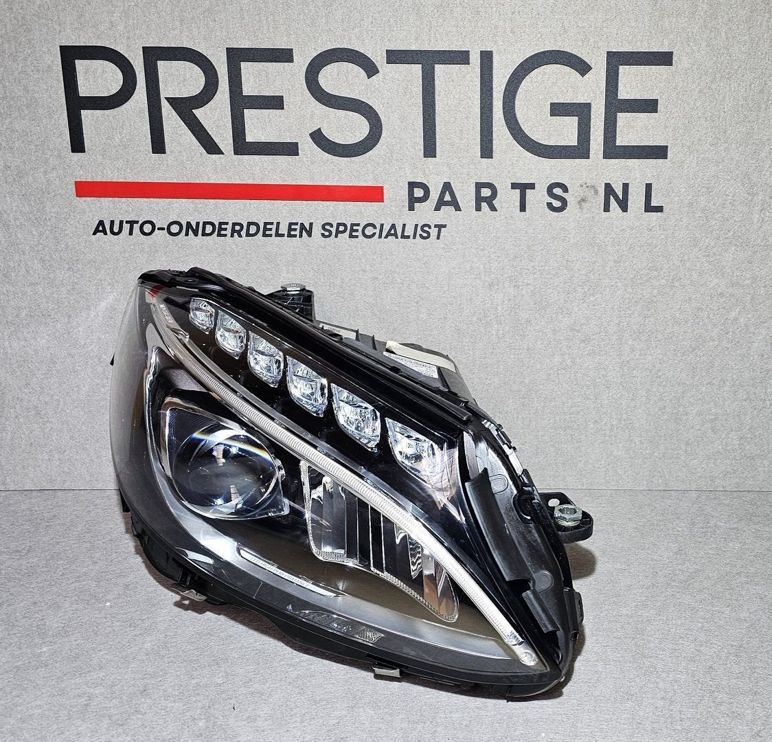 Koplamp Mercedes C Klasse W205 Voll LED Rechts A2059062604, Gebruikt, -, Ophalen of Verzenden, -