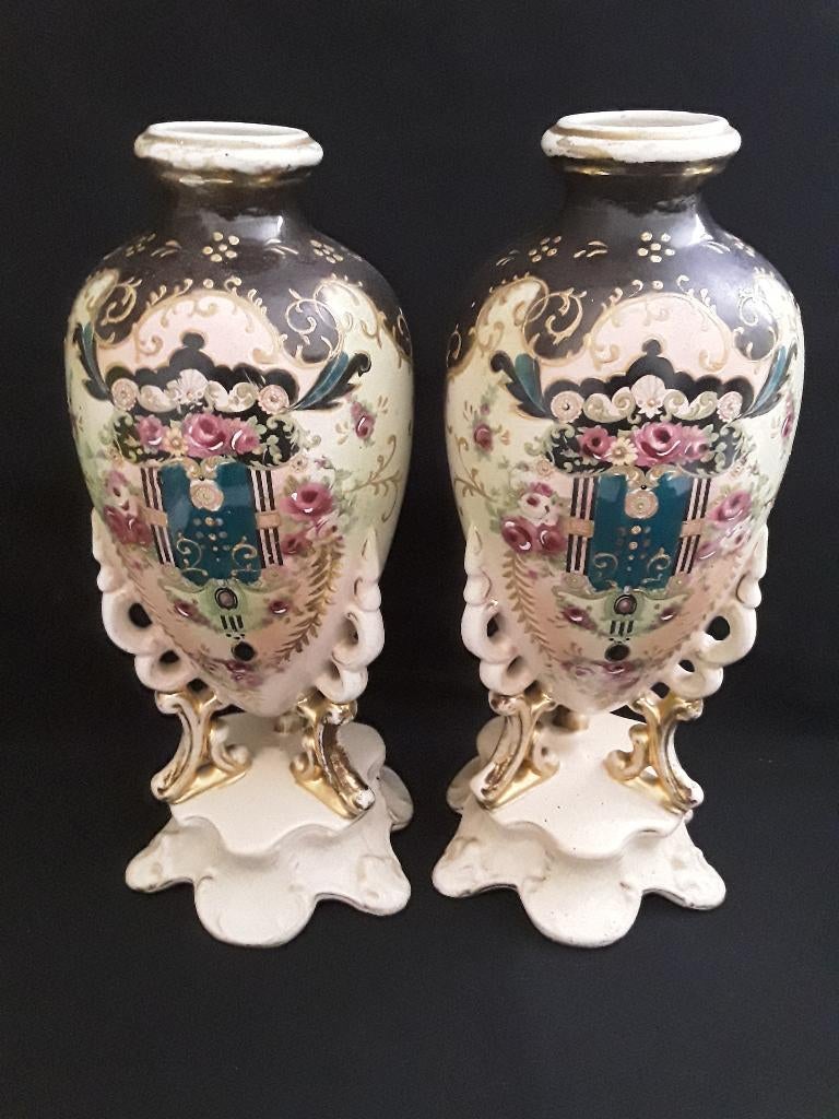 2 Antieke victoriaanse barok vazen vol decor&roosjes, Verzenden